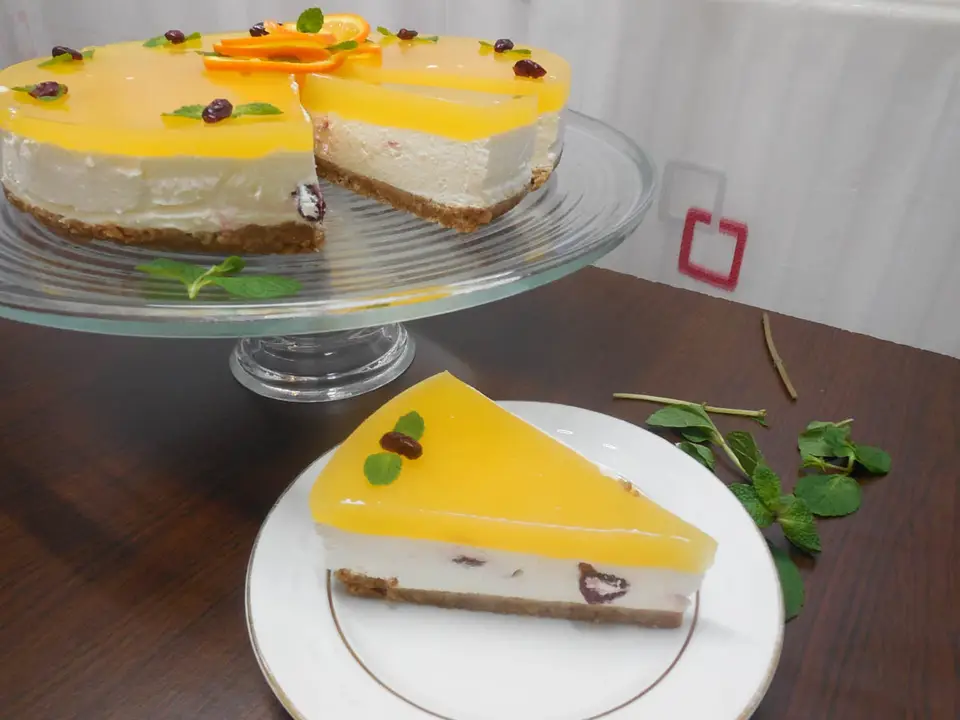 Cheese cake reteta cu crema de iaurt si jeleu de portocale – etapa 2