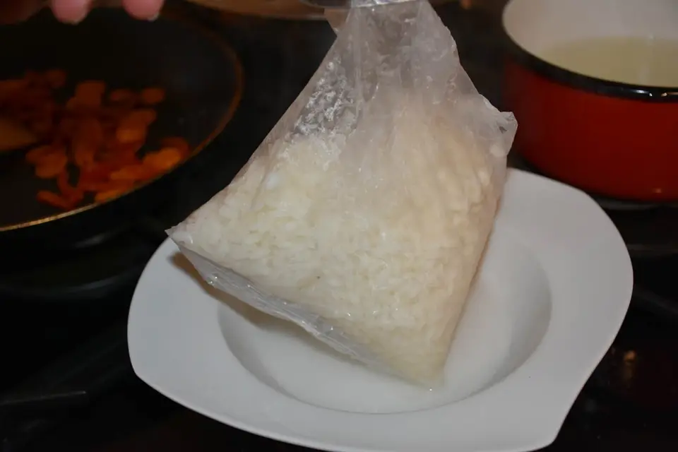 Garnitura de orez cu legume – etapa 5