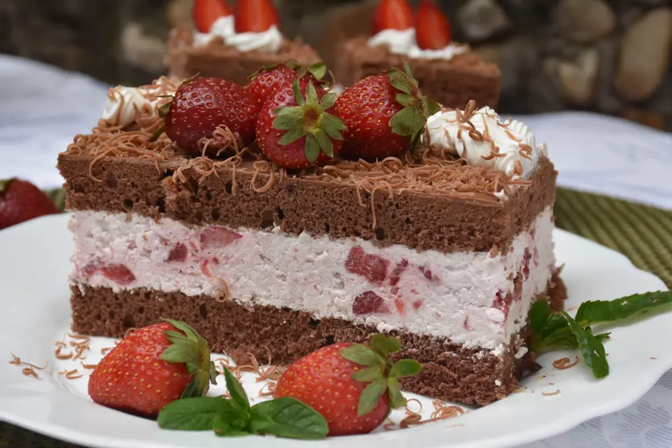 Cheesecake oreo cu capsuni – etapa 6