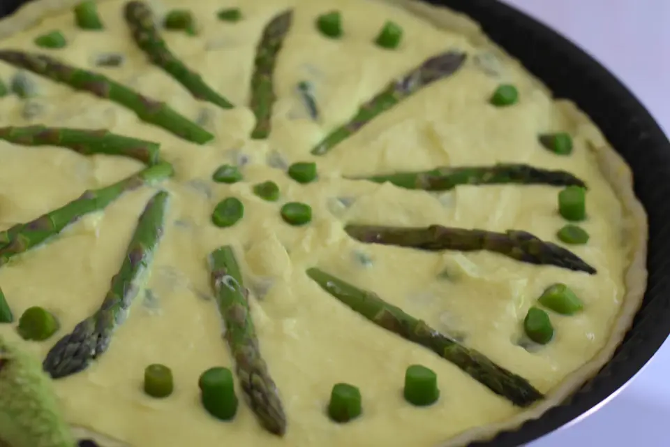 Tarta cu sparanghel – etapa 5