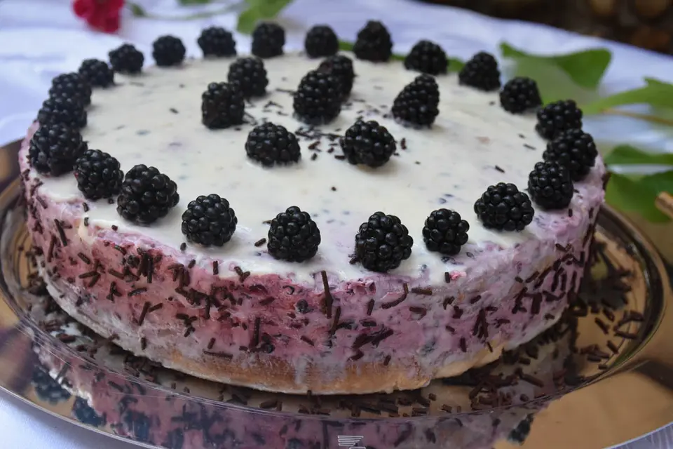 Tort cu mure – etapa 5
