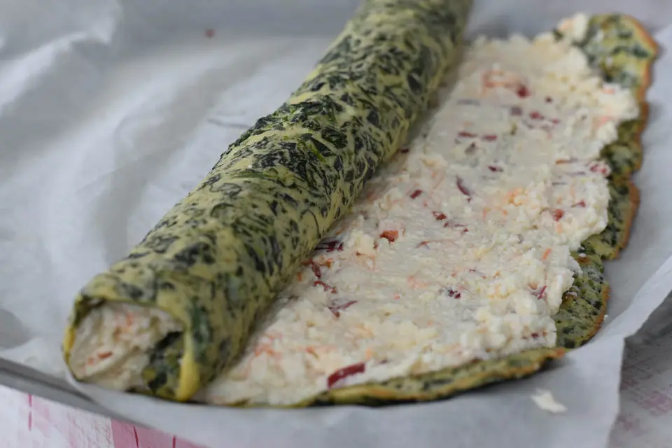 Rulada din spanac si branza de oi – etapa 9
