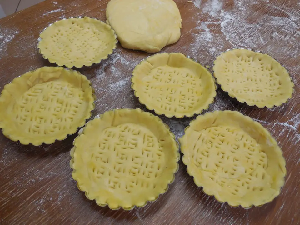 Mini tarte cu ciuperci si cascaval – etapa 4