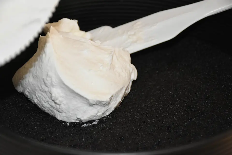 Cheesecake cu portocale si biscuiti oreo – etapa 5