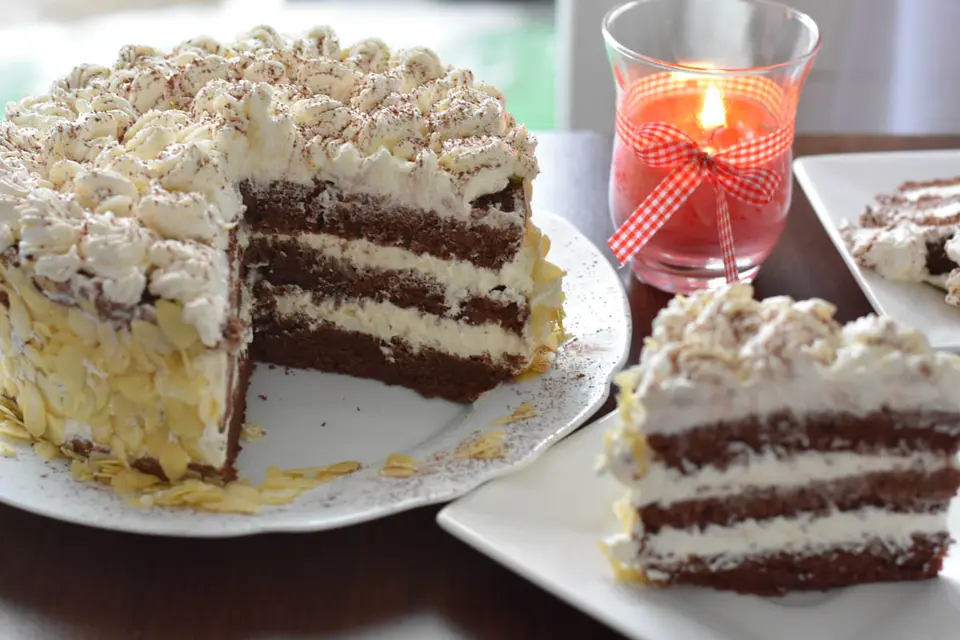 Tort de cacao cu crema mascarpone – etapa 8
