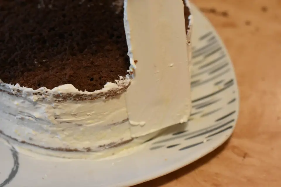 Tort de cacao cu crema mascarpone – etapa 5
