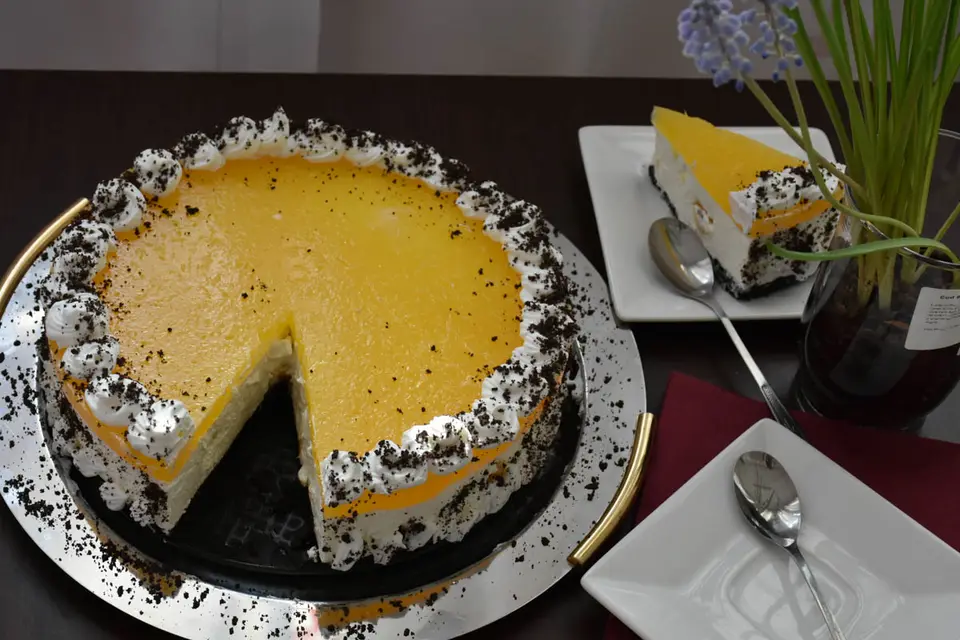 Cheesecake cu portocale si biscuiti oreo – etapa 3