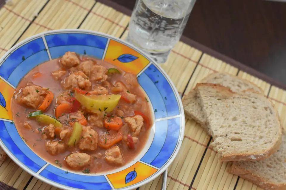 Tocanita de soia cu legume – etapa 6