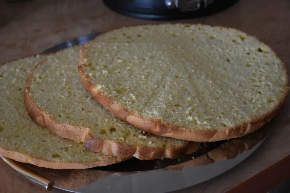 Tort de ciocolata glazurat – etapa 4