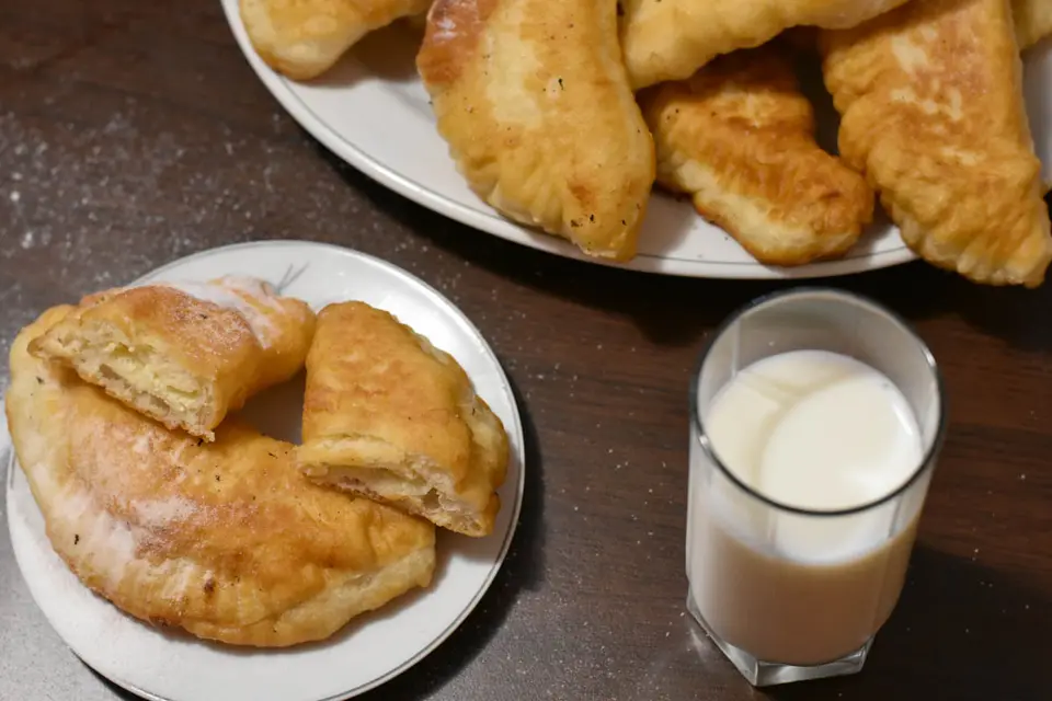 Branzoaice la tigaie [Prajite] – etapa 2