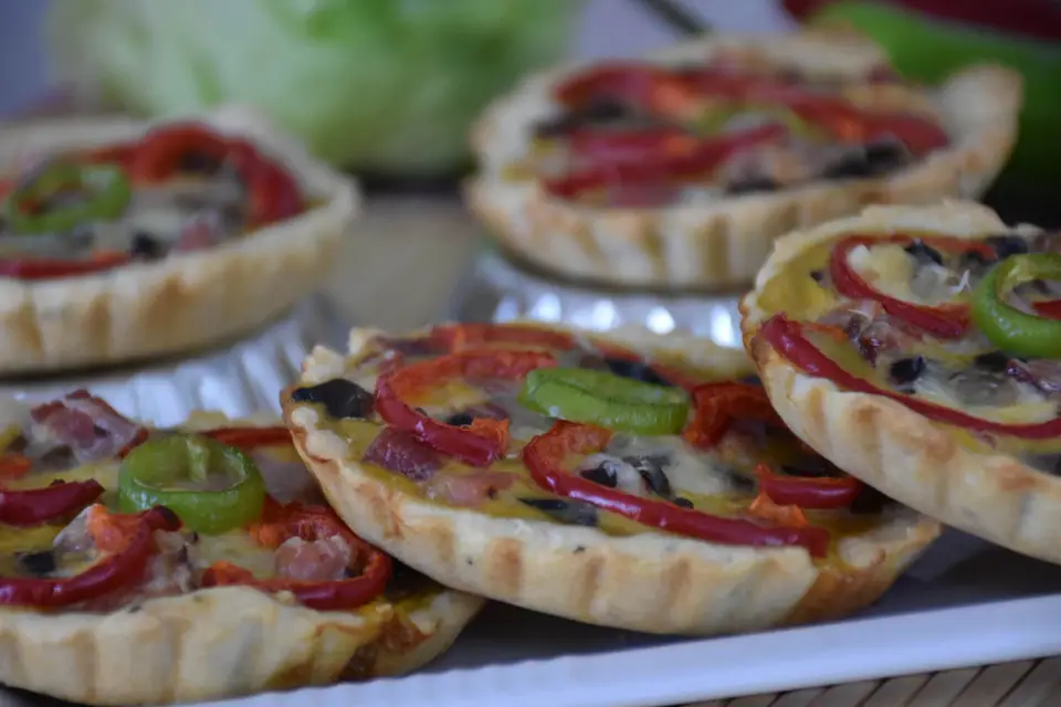 Mini tarte cu ciuperci si cascaval – etapa 3