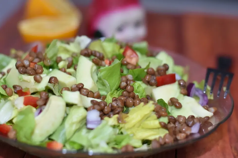Salata cu linte si avocado – etapa 2