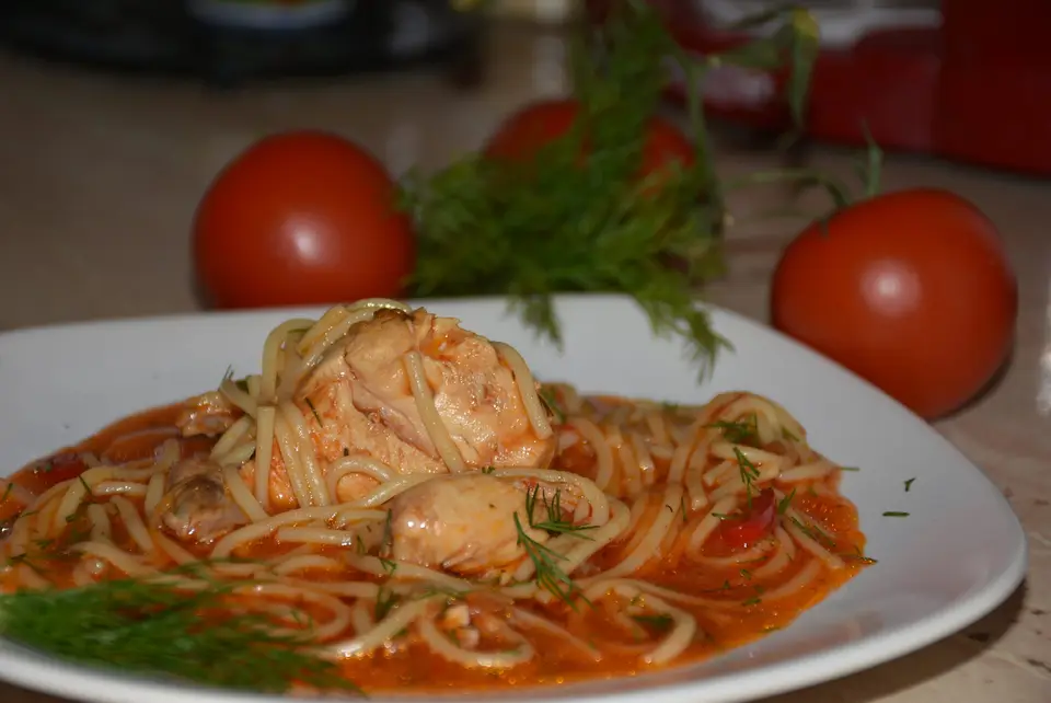 Spaghete cu carne de pui – etapa 2