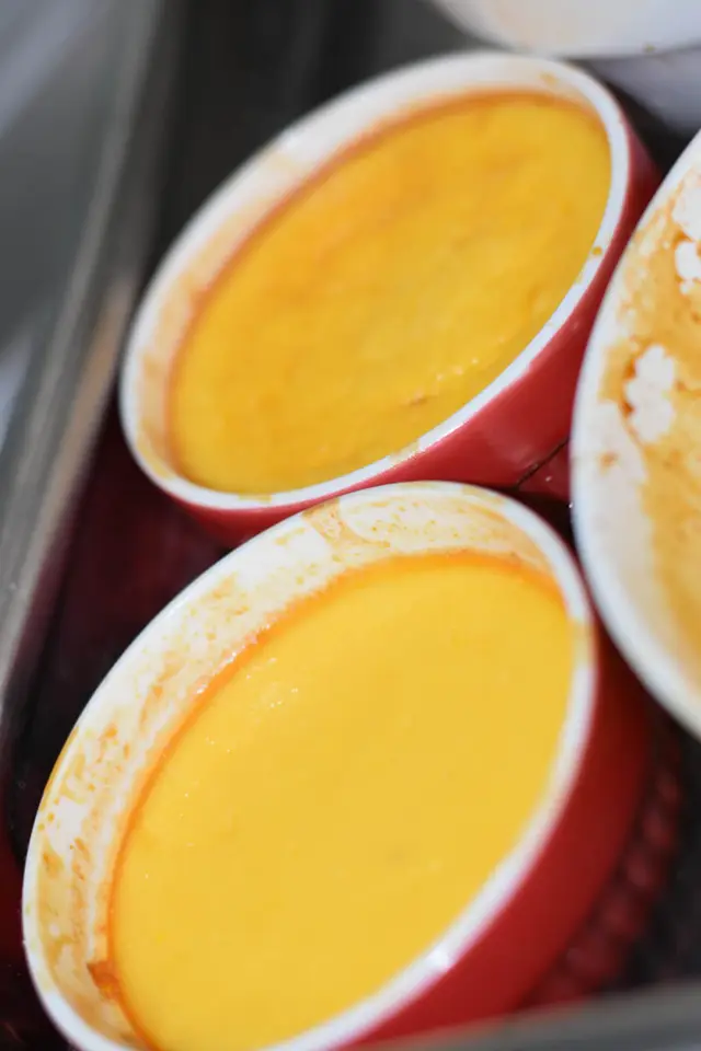 Crema de zahar ars cu suc de portocale – etapa 7