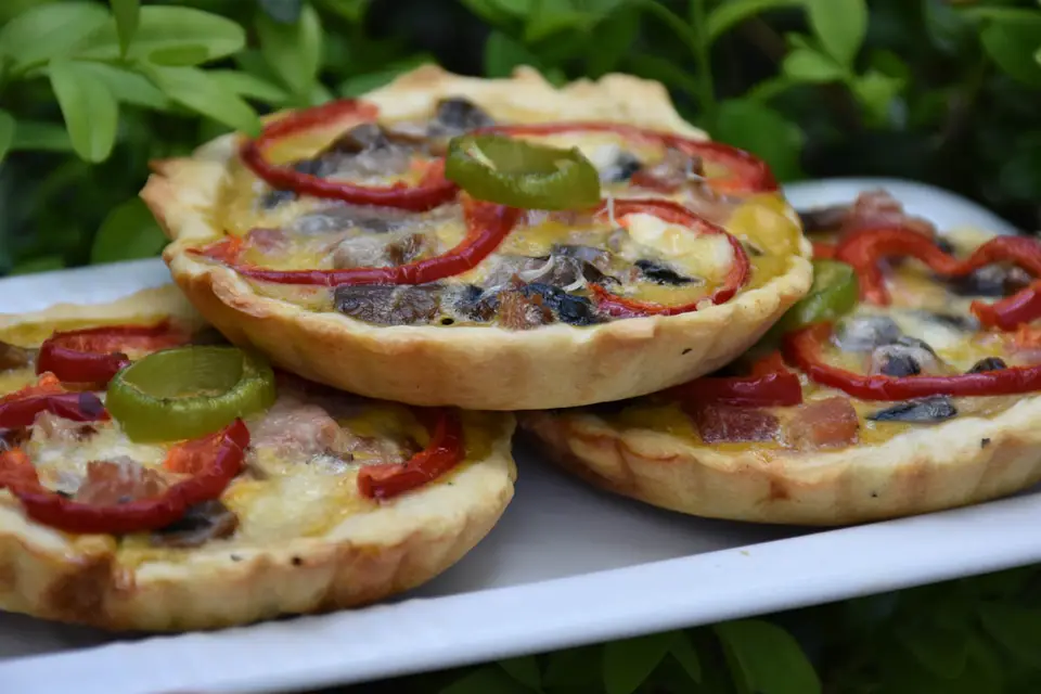 Mini tarte cu ciuperci si cascaval – etapa 2