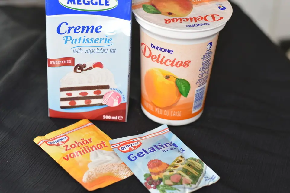 Crema cu frisca si iaurt – etapa 2