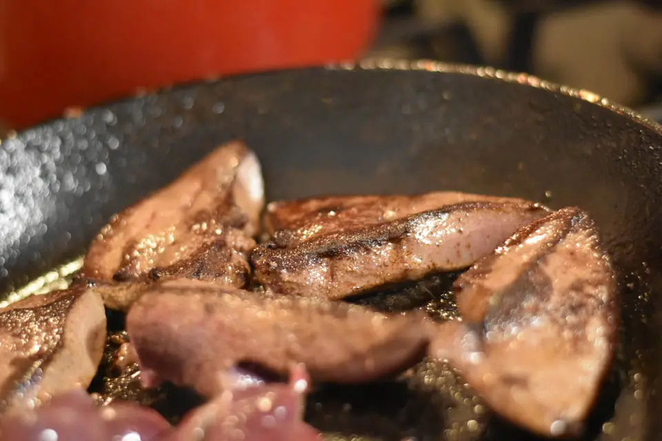 Ficat de porc la tigaie – etapa 2