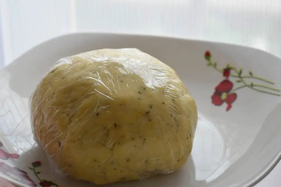 Mini tarte cu branza de capra – etapa 1