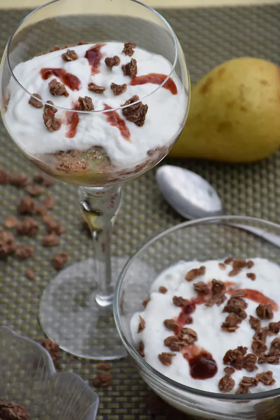 Muesli cu fructe la pahar – rețetă
