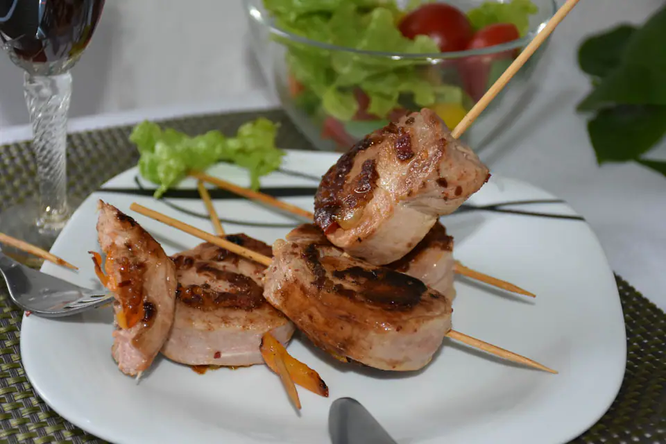 Muschi de porc in tepuse la tigaie – rețetă