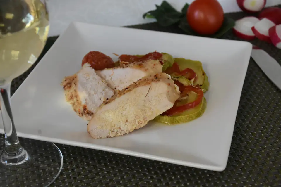 Piept de pui cu bostanei – etapa 2