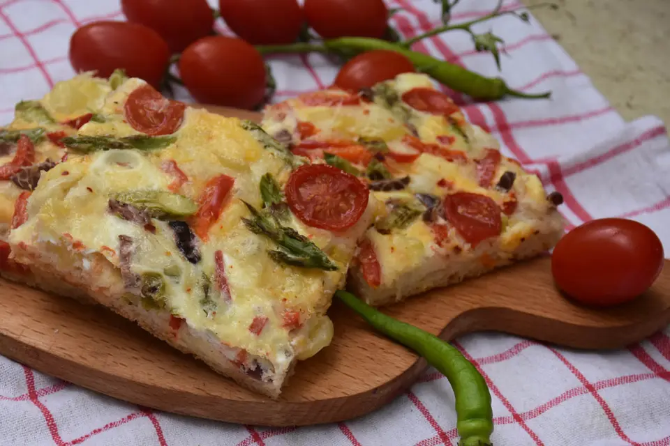 Pizza cu legume și măsline – etapa 1