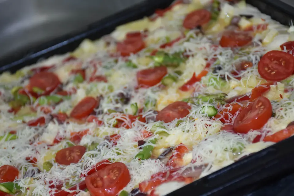 Pizza cu legume și măsline – etapa 3