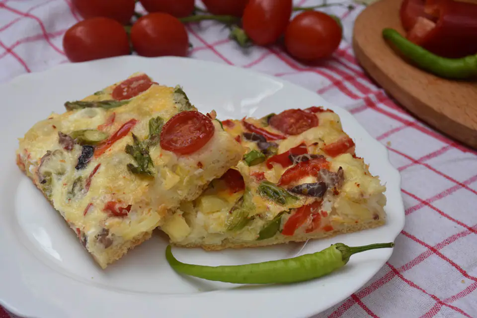 Pizza cu legume si masline – rețetă