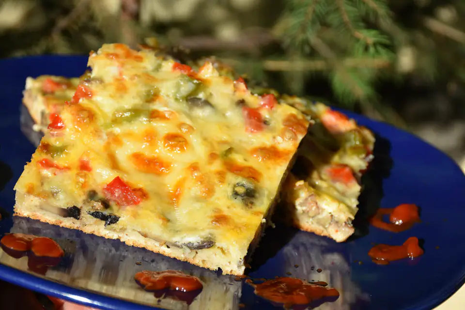 Pizza cu legume – rețetă