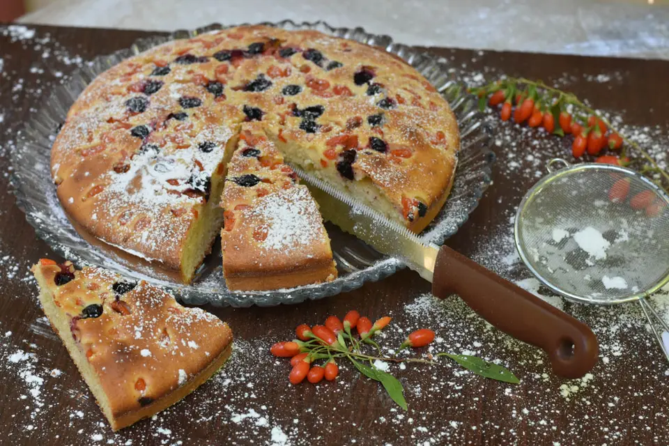 Prajitura cu iaurt si fructe goji – etapa 3