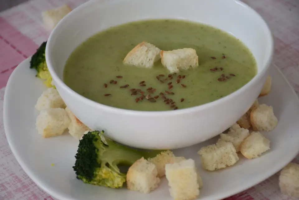 Supa crema de broccoli – etapa 1